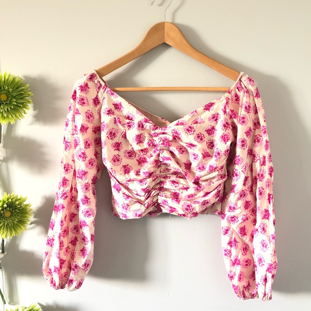 Zara | Blogger’s favourite pink crop top - Picture 10 of 16